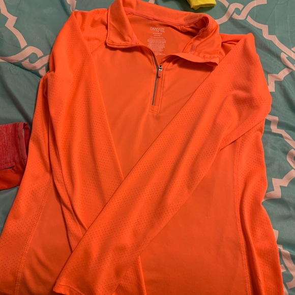 Pull over/ Long Sleeve shirt - Picture 2 of 3